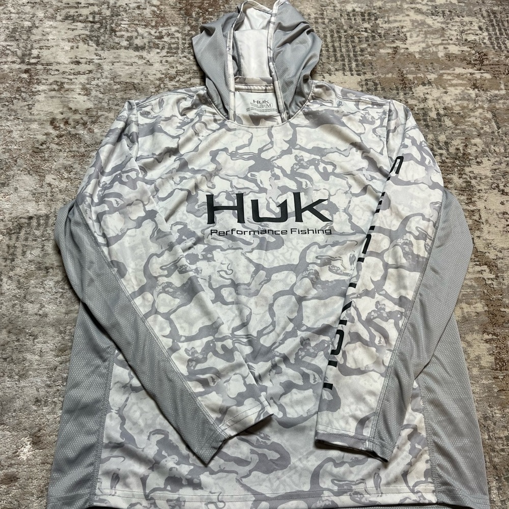 Huk Camo Hoodie in Gray and White